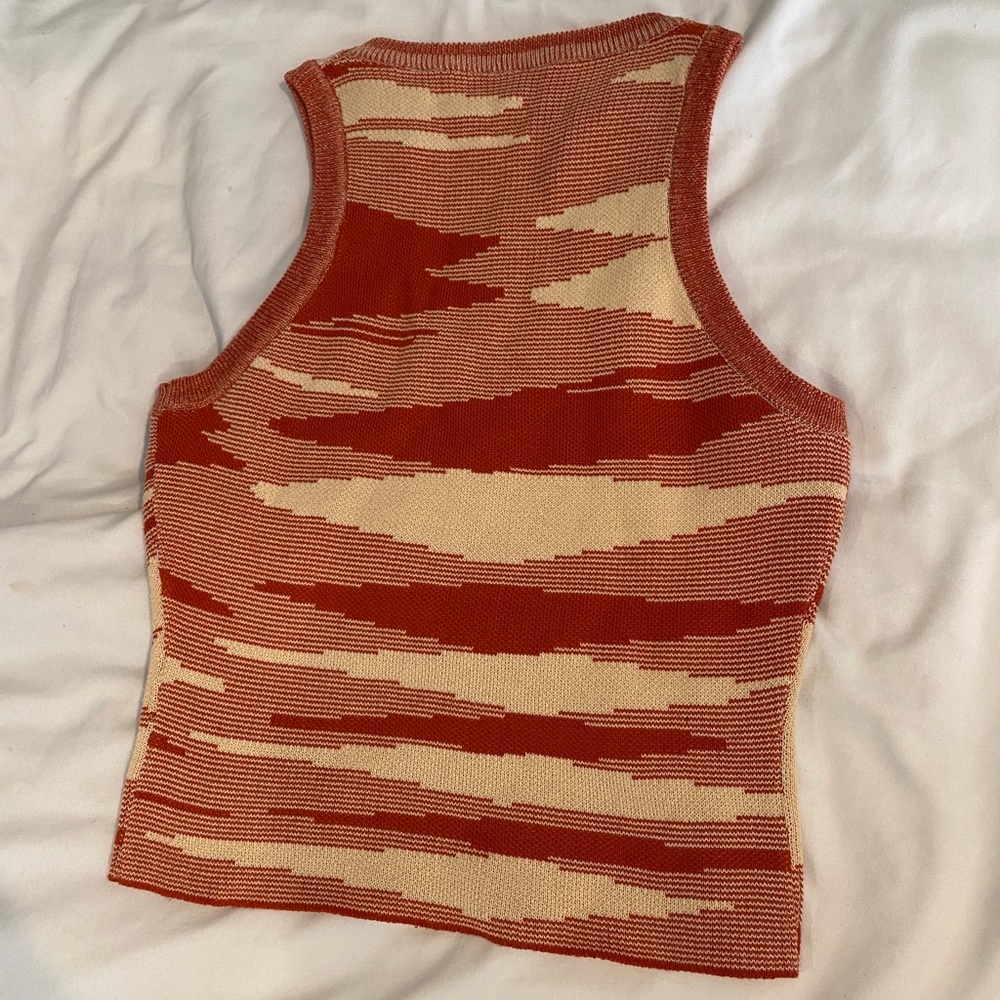 orange patterned tank - Picture 2 of 2